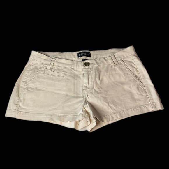 NWOT Express 2 Mid Rise Shortie Chino Shorts Beige Women’s - Picture 3 of 11
